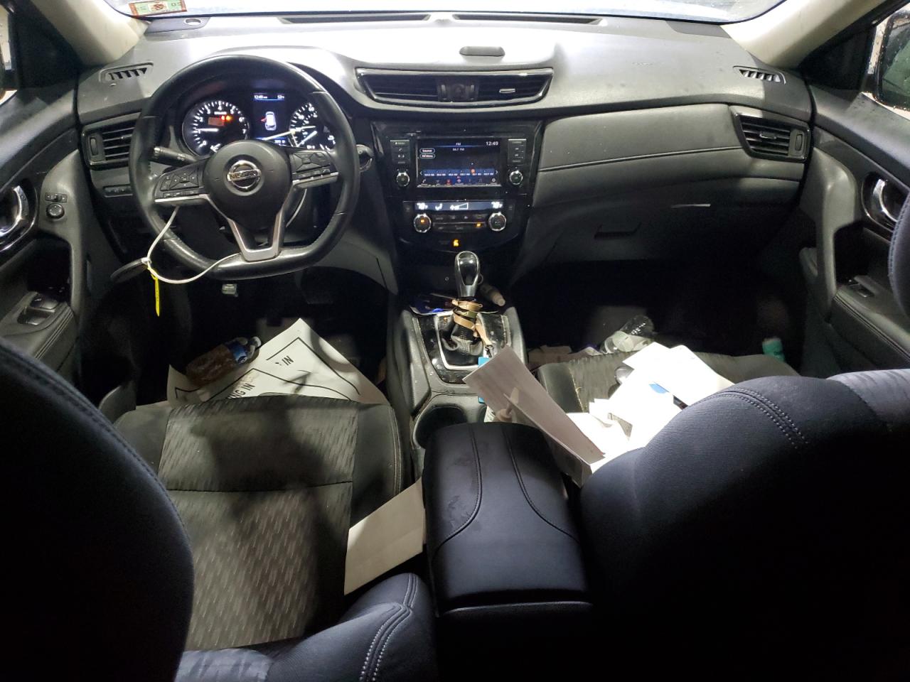 KNMAT2MV8JP562735 NISSAN ROGUE 2018