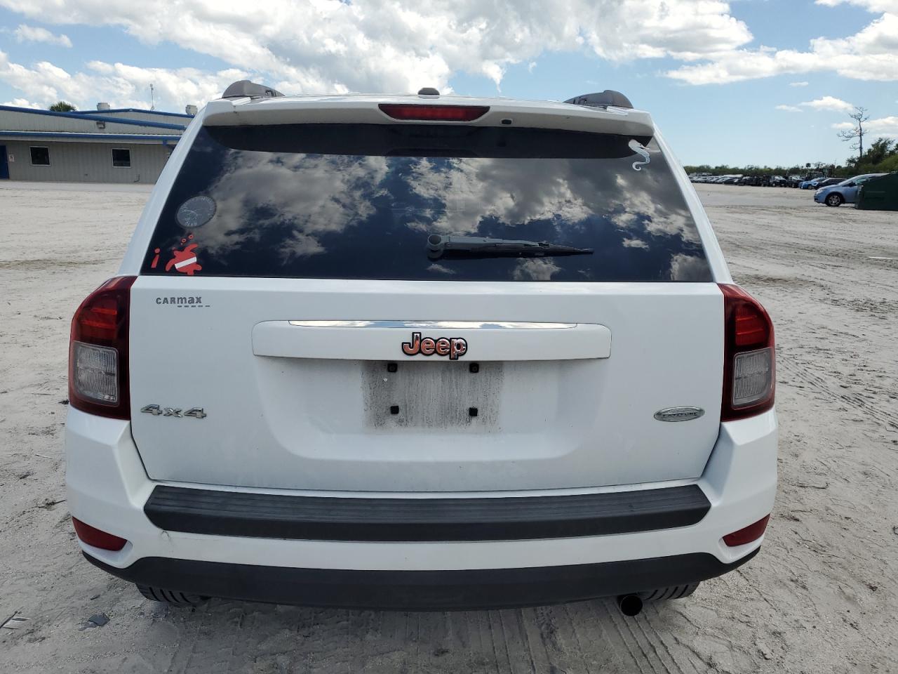 2016 Jeep Compass Latitude VIN: 1C4NJDEB1GD594427 Lot: 56832605