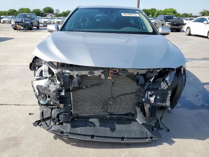  TOYOTA CAMRY 2022 Srebrny