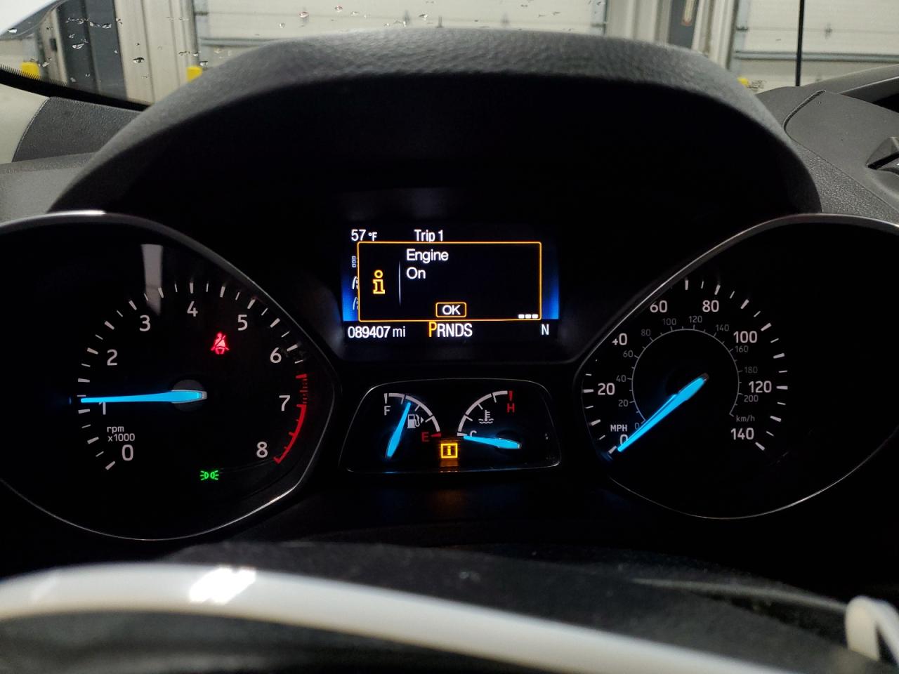 1FMCU0F76HUC01620 FORD ESCAPE 2017