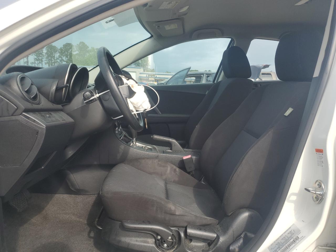 2011 Mazda 3 I VIN: JM1BL1UFXB1407325 Lot: 56146895