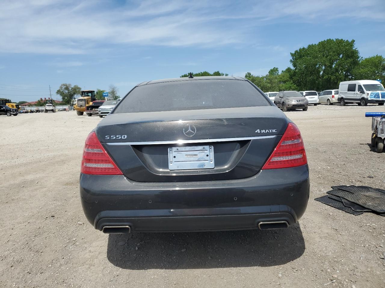 2011 Mercedes-Benz S 550 4Matic VIN: WDDNG8GB2BA414410 Lot: 56553095