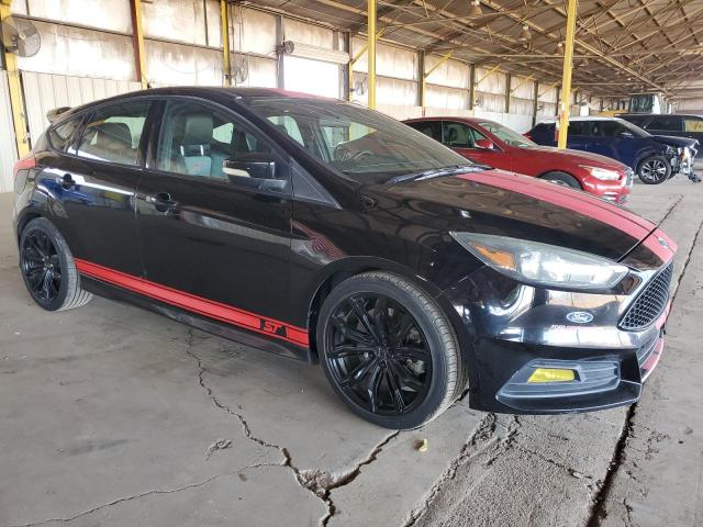  FORD FOCUS 2017 Черный