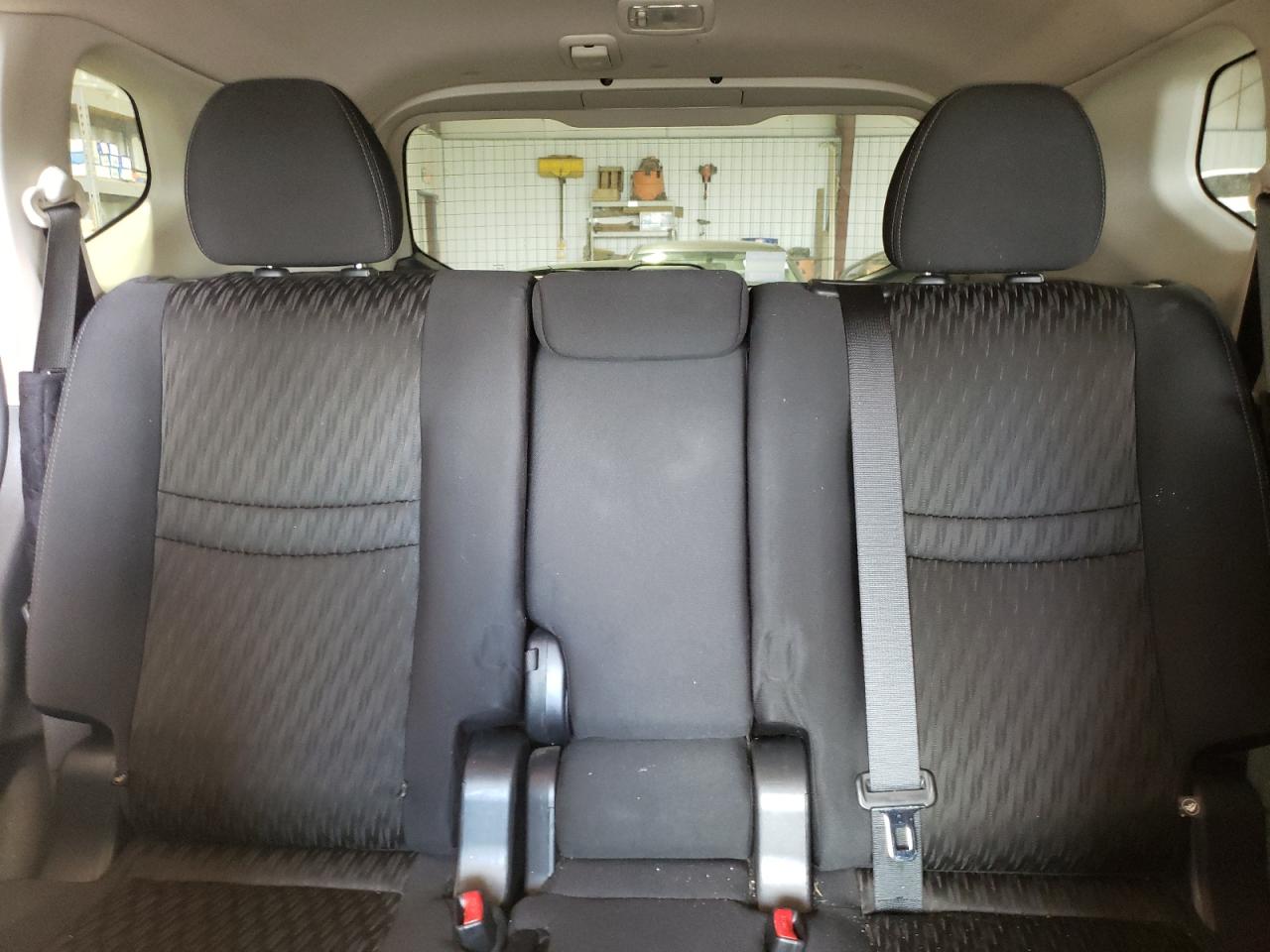 5N1AT2MV4HC759821 NISSAN ROGUE 2017