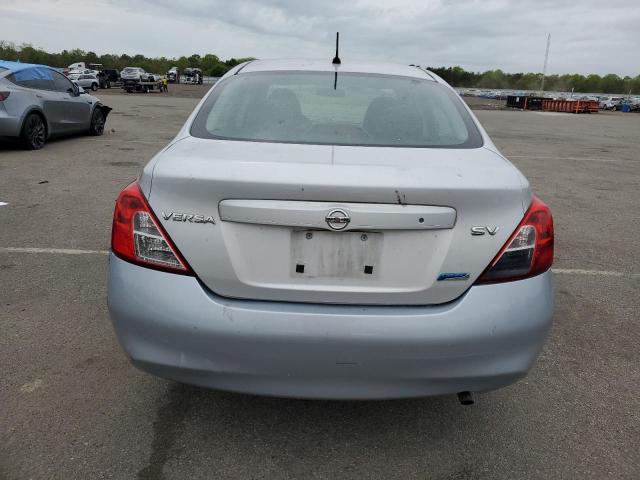  NISSAN VERSA 2012 Сріблястий