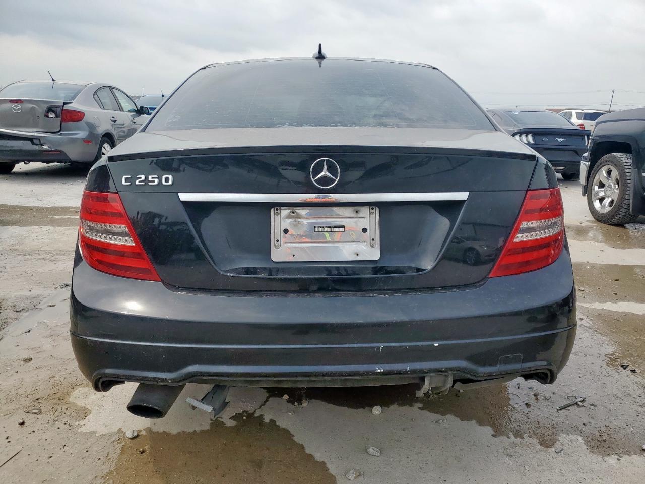 2012 Mercedes-Benz C 250 VIN: WDDGF4HB5CR193035 Lot: 57394755