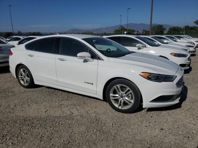  FORD FUSION 2018 Білий