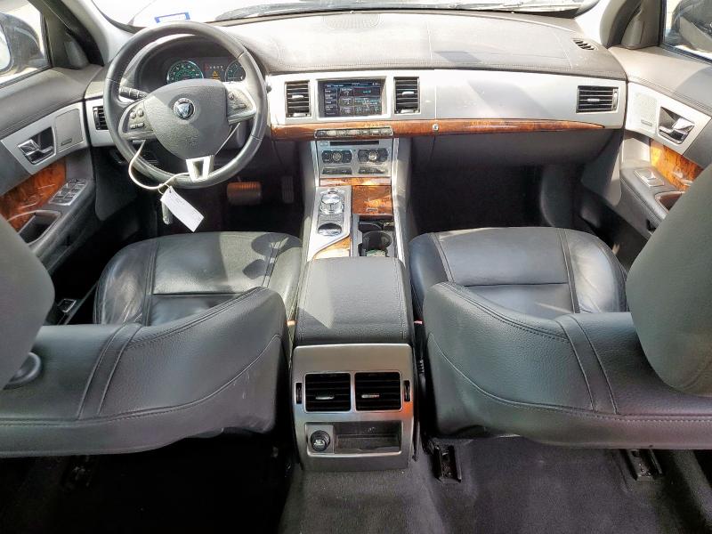  JAGUAR XF 2014 Серый