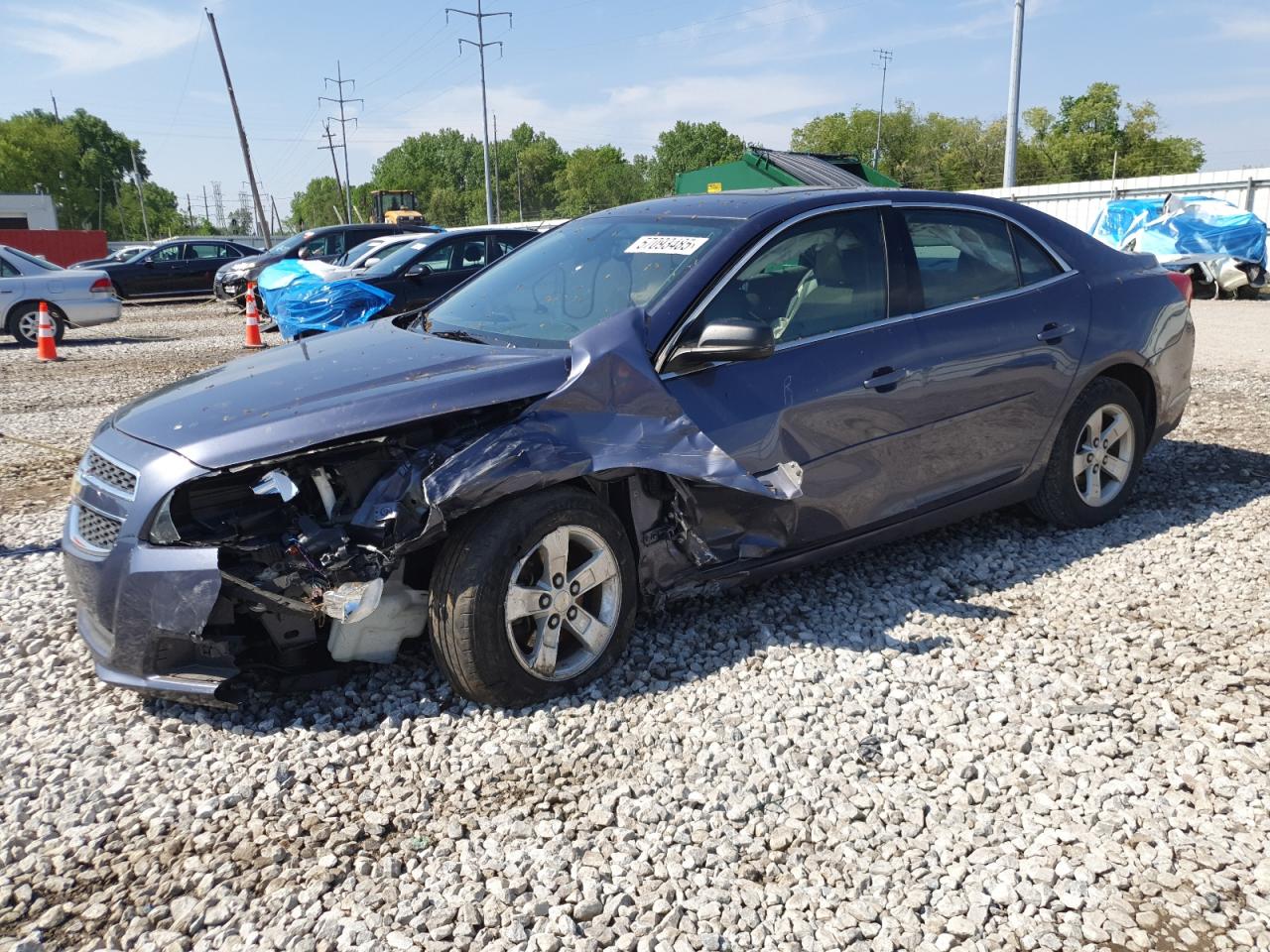 2013 Chevrolet Malibu Ls للبيع في Columbus، OH - Front End