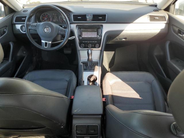  VOLKSWAGEN PASSAT 2013 Srebrny