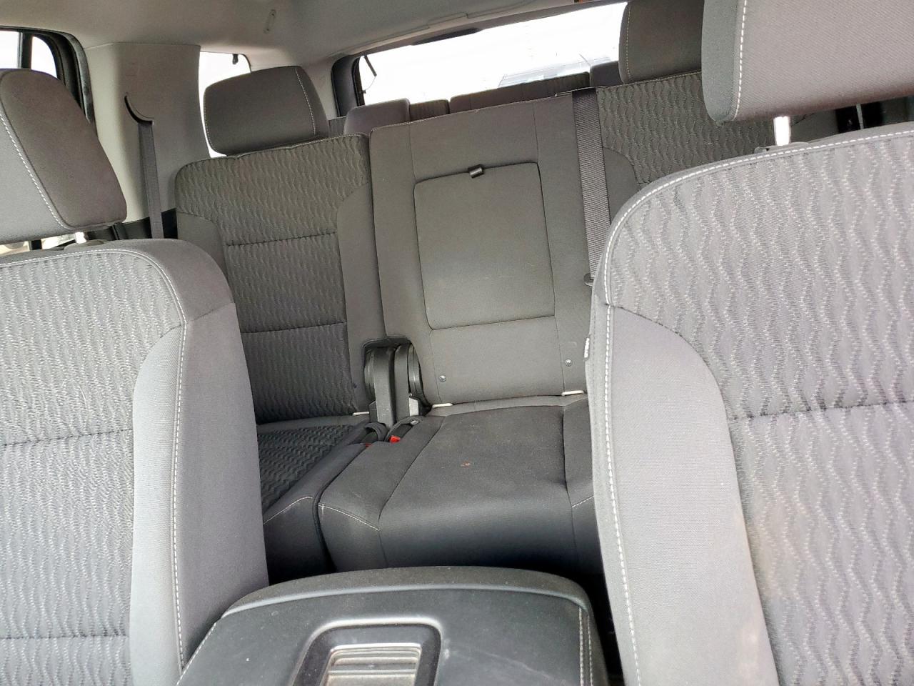 2018 Chevrolet Tahoe K1500 Ls VIN: 1GNSKAKC4JR149743 Lot: 50081815