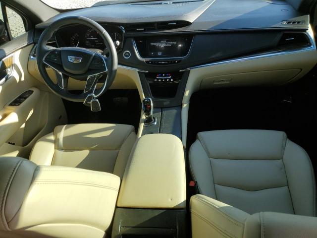  CADILLAC XT5 2017 Czerwony