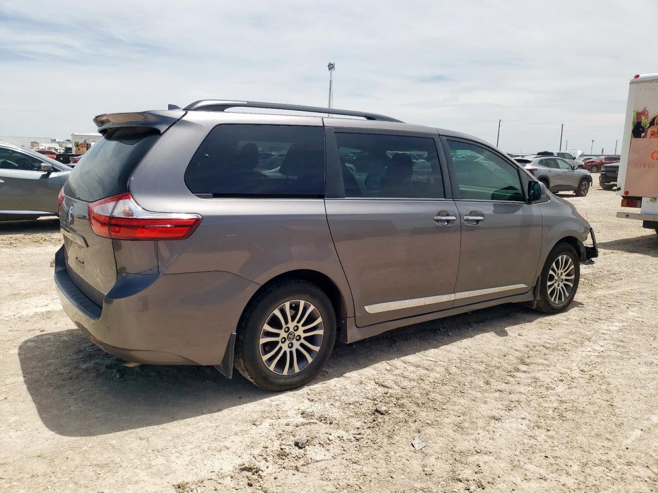 5TDYZ3DC9KS977684 TOYOTA All Models 2019