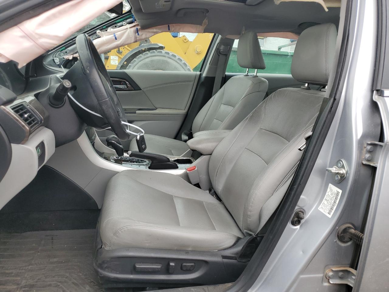 1HGCR2F9XHA069015 HONDA ACCORD 2017