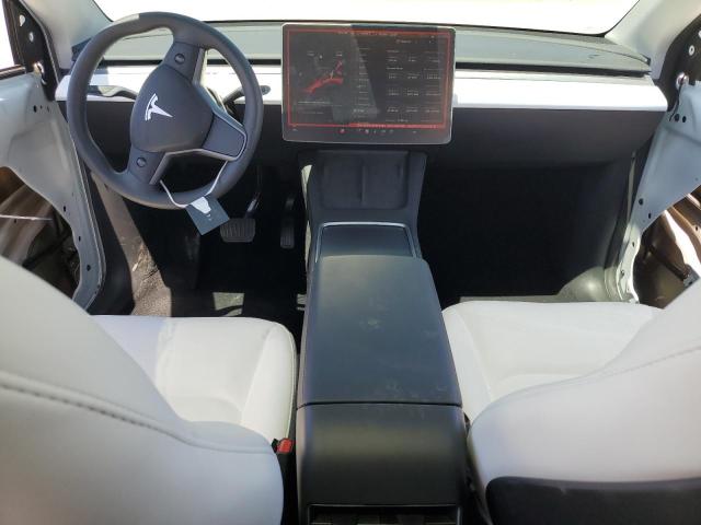  TESLA MODEL Y 2024 Biały