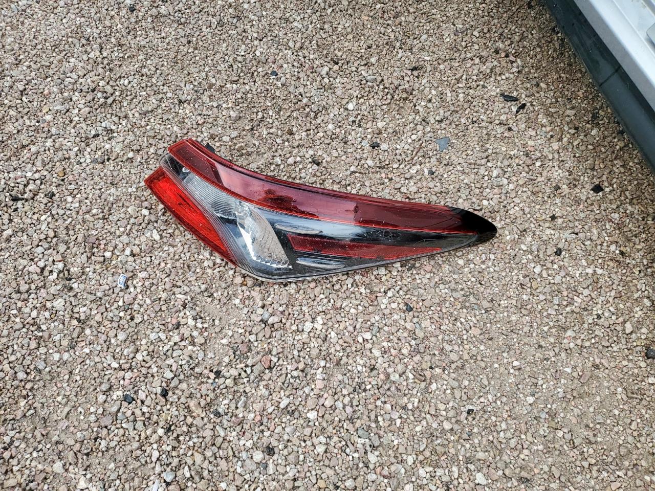 4T1T11AK6NU056052 TOYOTA CAMRY 2022