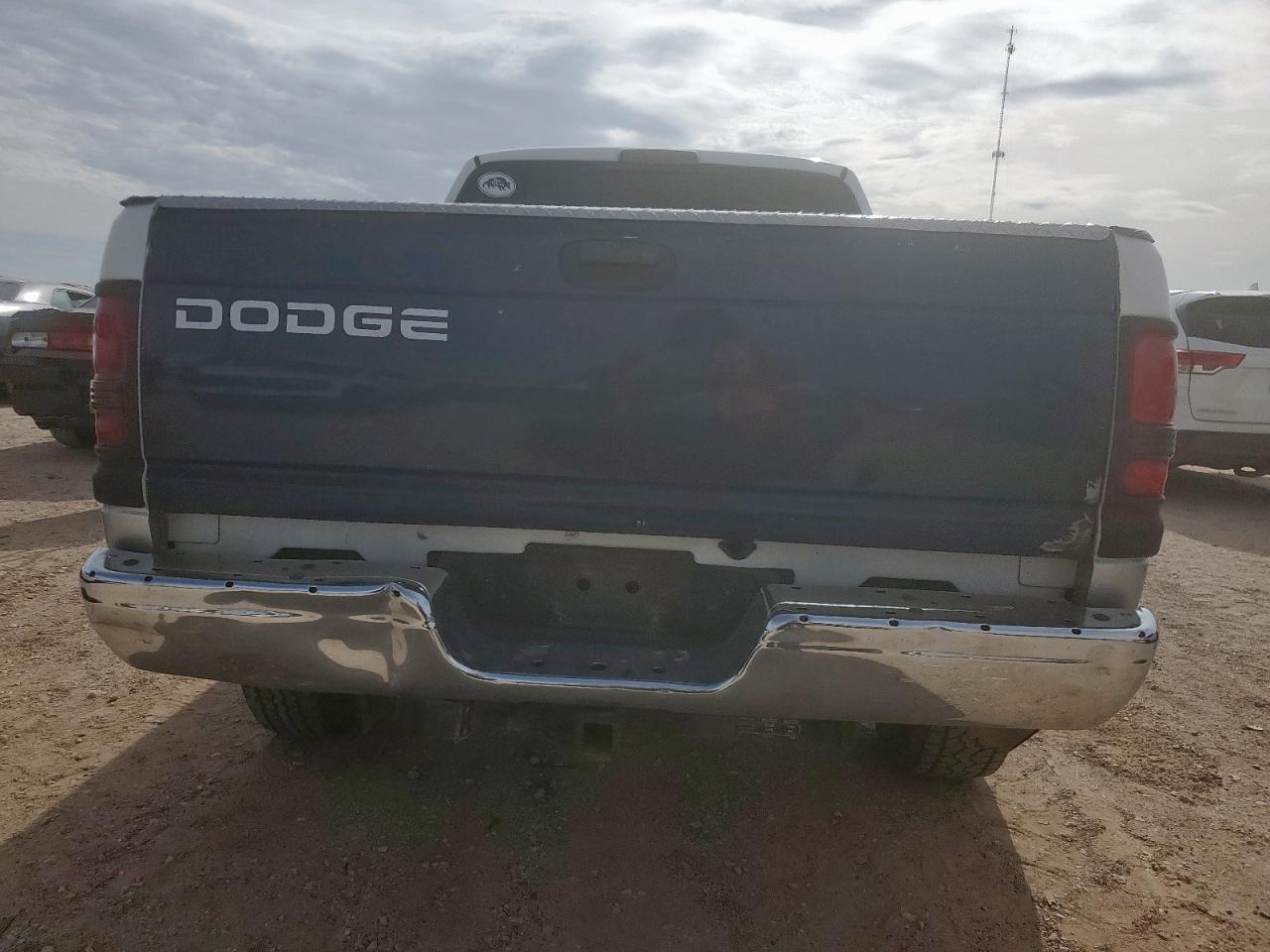 2001 Dodge Ram 2500 VIN: 1B7KC23631J517784 Lot: 56866425