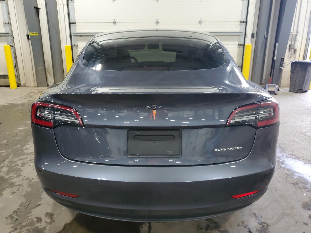 2022 Tesla Model 3 VIN: 5YJ3E1EB7NF127870 Lot: 57085635