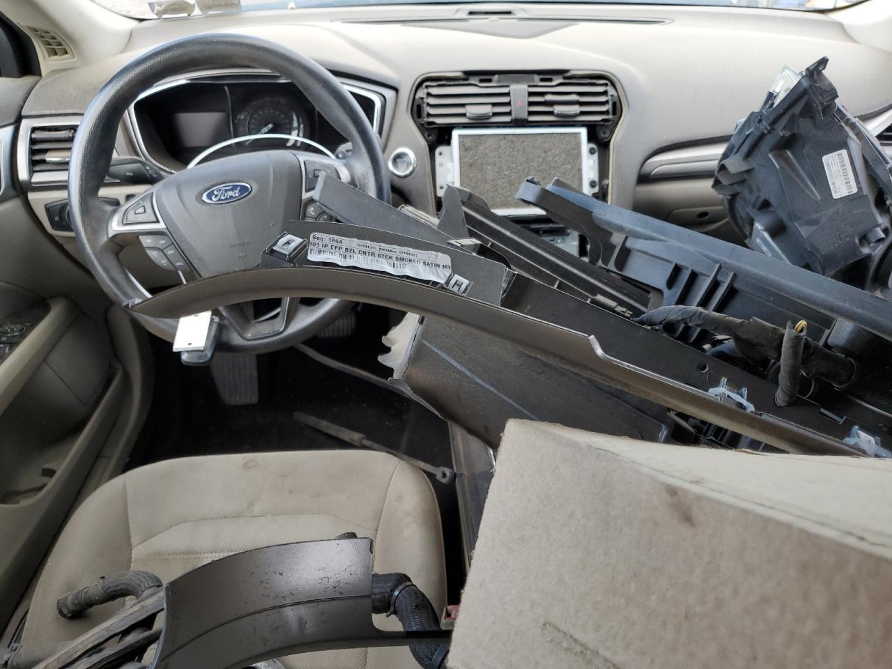 2017 Ford Fusion Se VIN: 3FA6P0HDXHR410870 Lot: 56063475