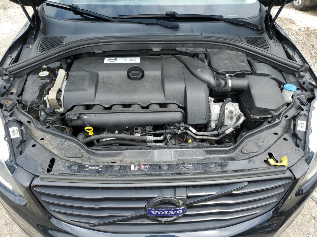 2015 Volvo Xc60 T6 Premier+ VIN: YV4902RCXF2626083 Lot: 57111005