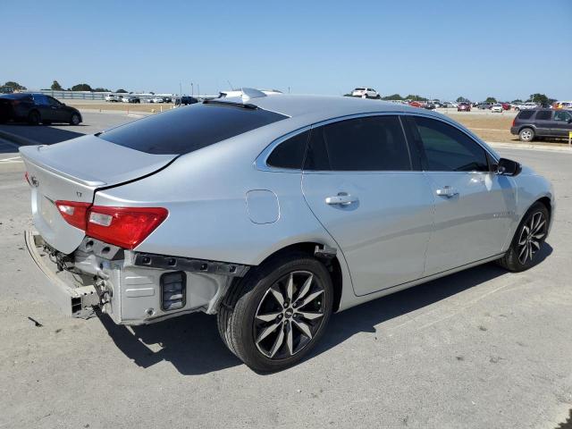  CHEVROLET MALIBU 2018 Srebrny