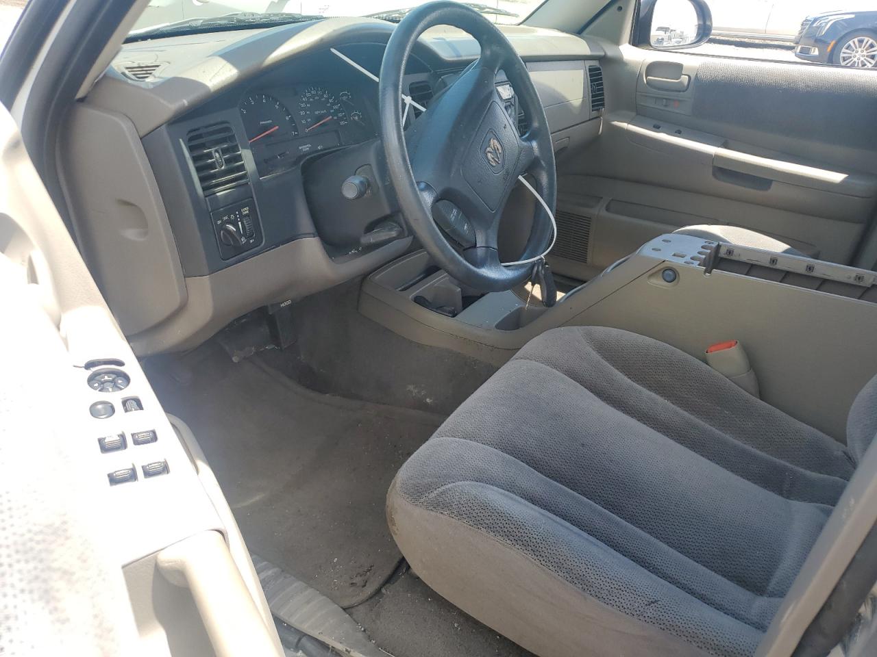 2002 Dodge Dakota Quad Sport VIN: 1B7HL38XX2S719521 Lot: 56207725