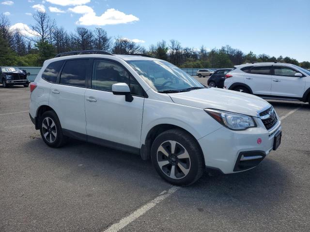  SUBARU FORESTER 2018 White