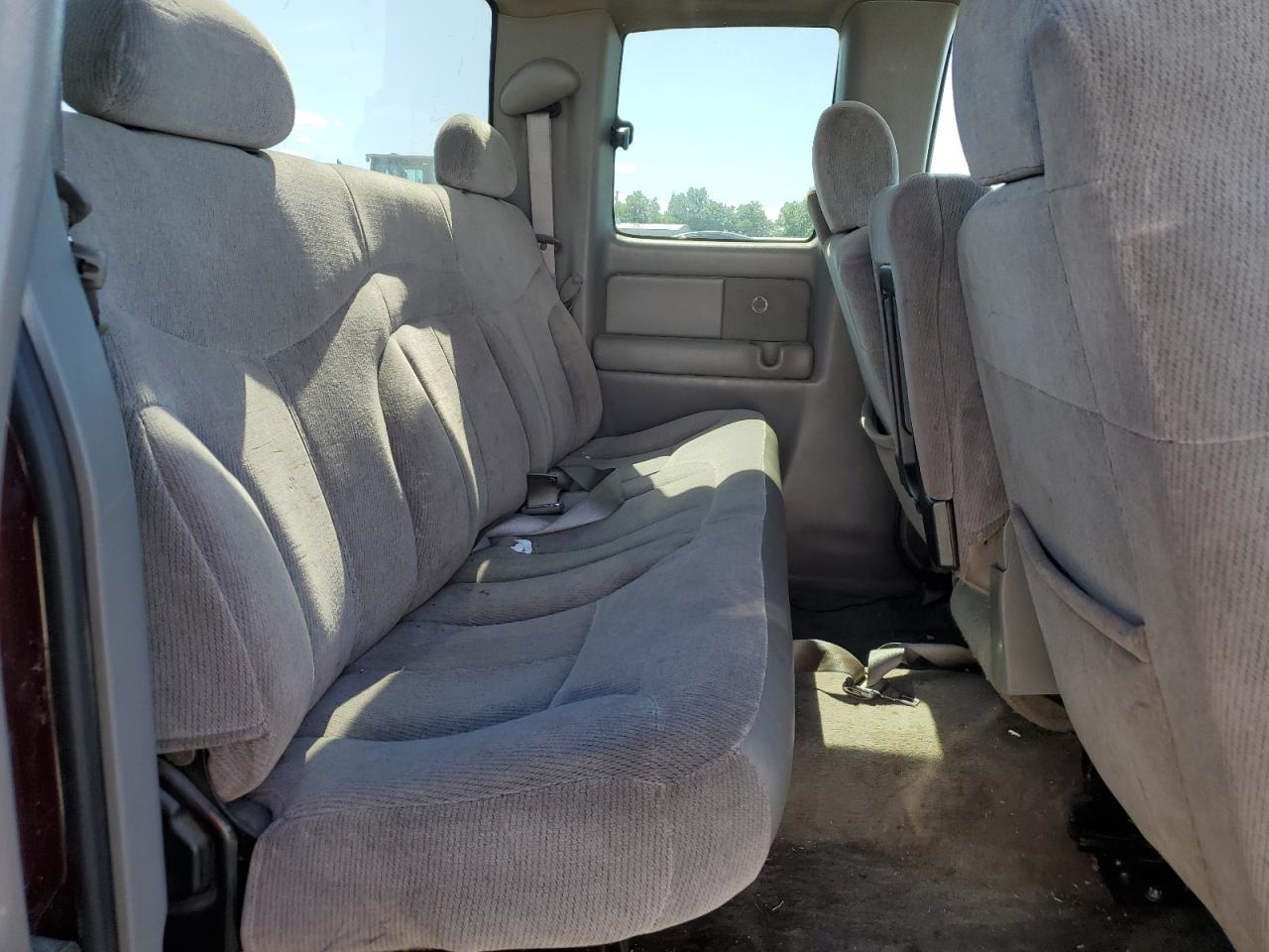 2000 GMC New Sierra K1500 VIN: 1GTEK19T9YE131137 Lot: 56716215