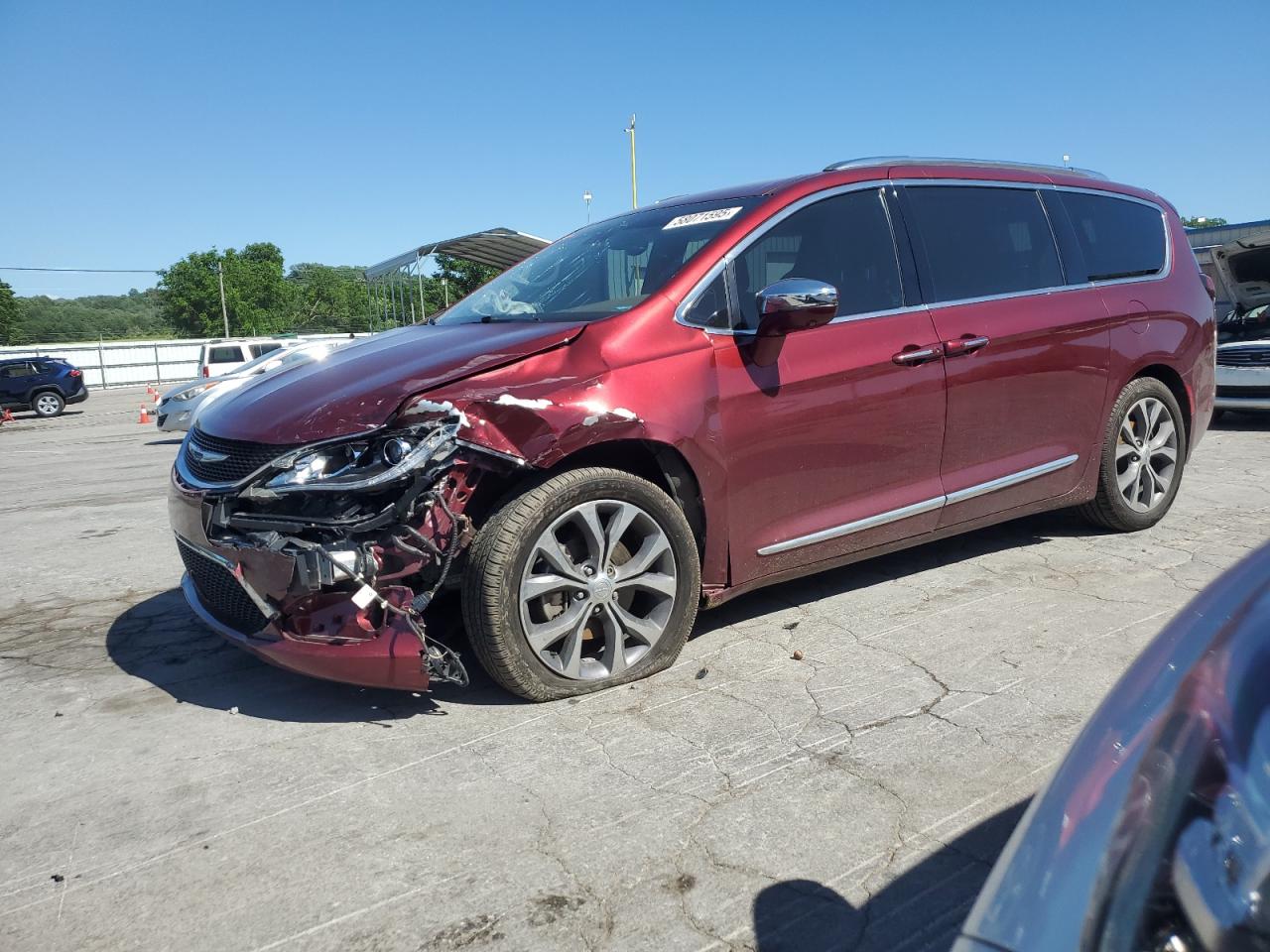 2017 Chrysler Pacifica Limited for Sale in Lebanon, TN - Front End