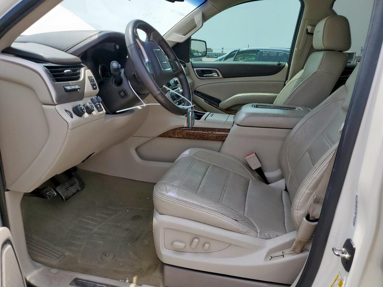2015 GMC Yukon Xl Denali VIN: 1GKS2JKJ2FR600235 Lot: 57215955