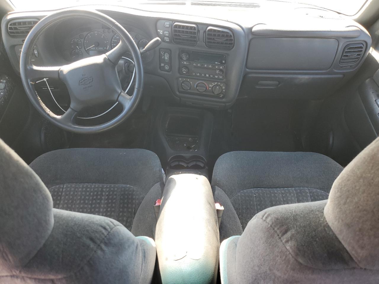 2002 Chevrolet Blazer VIN: 1GNDT13W12K222477 Lot: 56158525