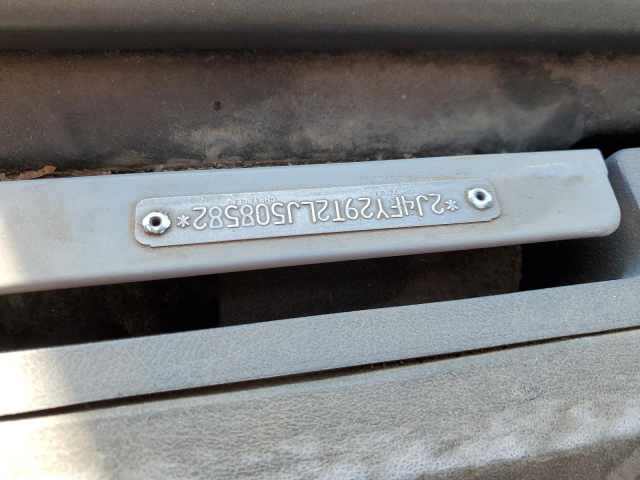 1990 Jeep Wrangler / Yj VIN: 2J4FY29T2LJ508582 Lot: 55752555