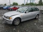2004 Bmw 325 Xit zu verkaufen in Windsor, NJ - Front End