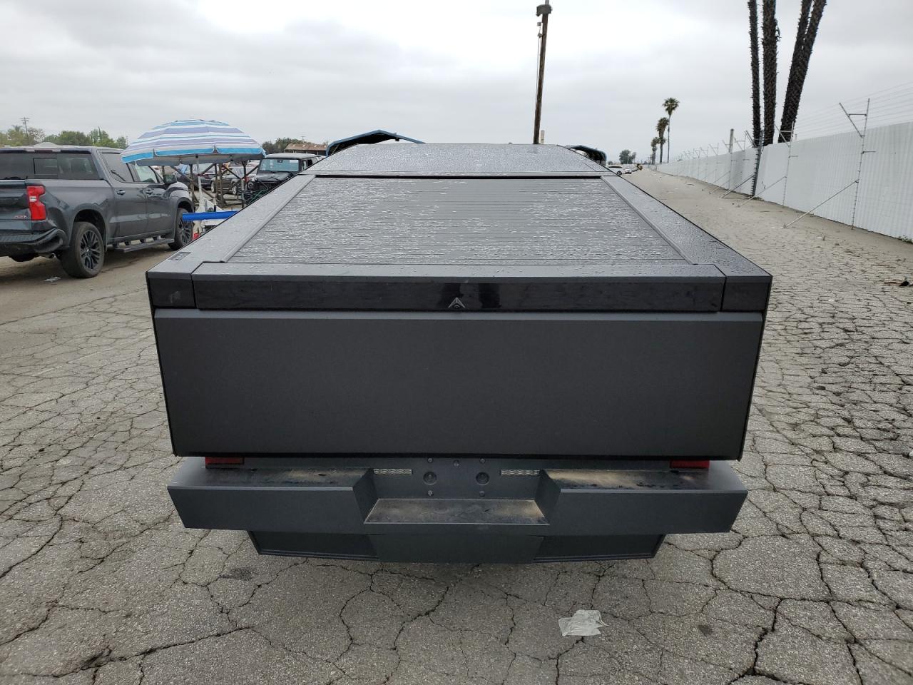 2024 Tesla Cybertruck VIN: 7G2CEHED6RA022067 Lot: 55996705