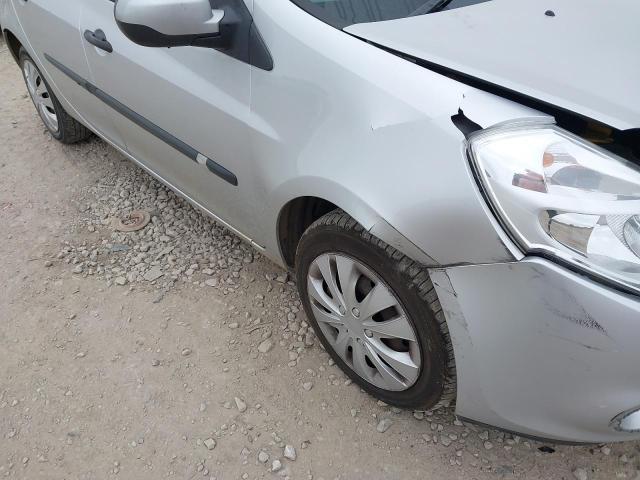 2011 RENAULT CLIO BIZU