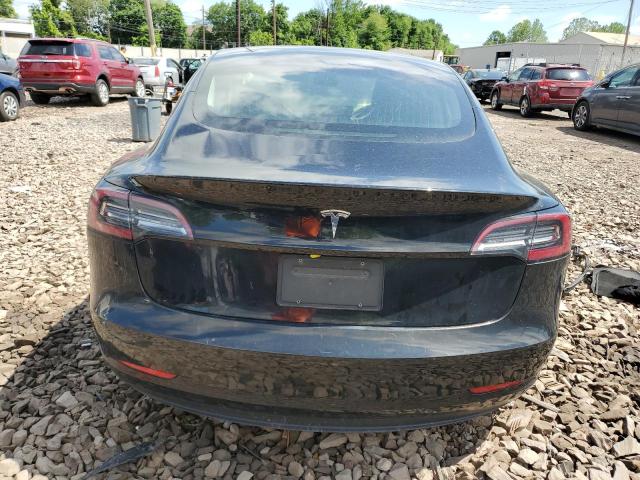  TESLA MODEL 3 2019 Черный