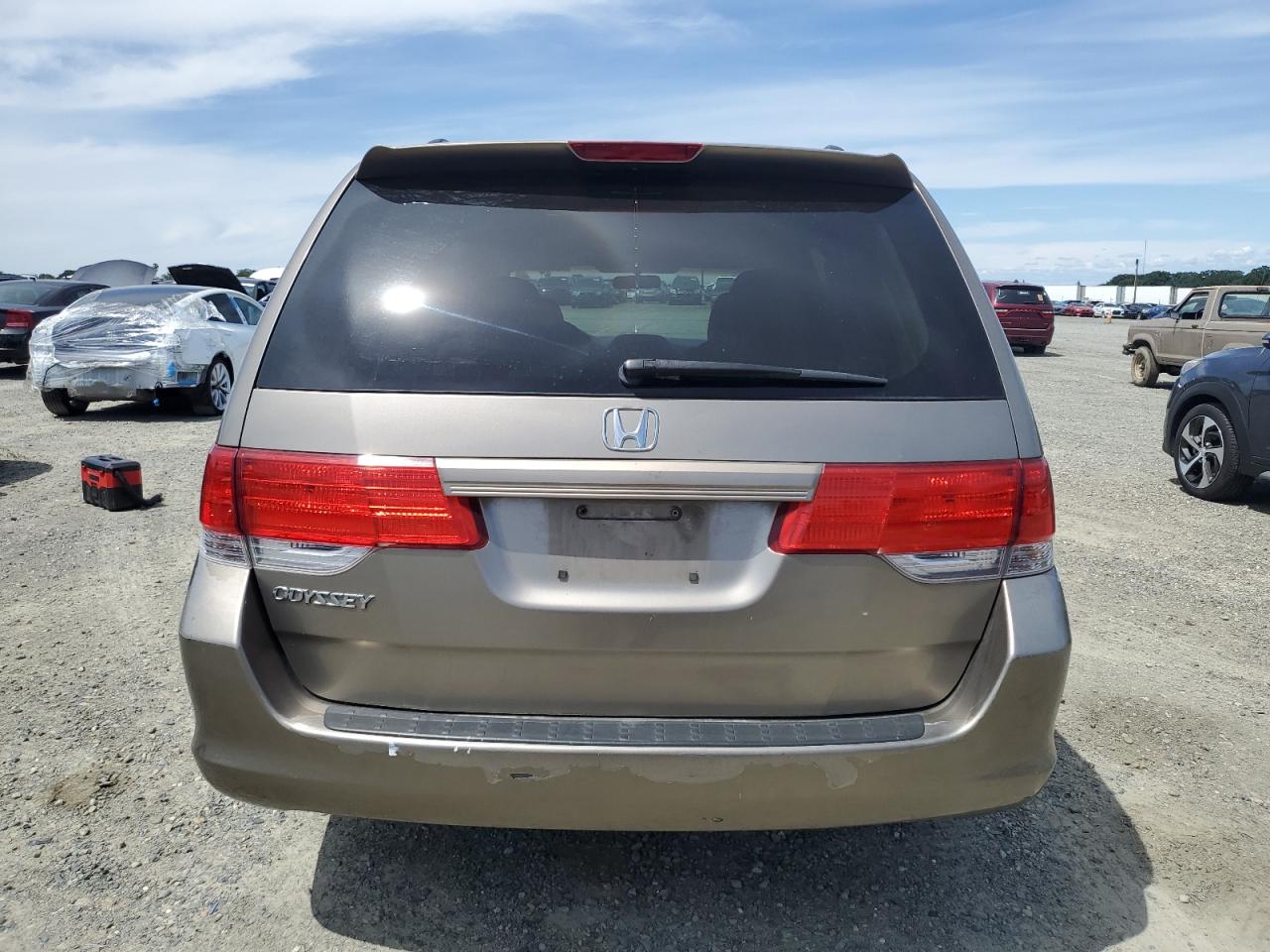 2008 Honda Odyssey Ex VIN: 5FNRL38498B116723 Lot: 56993475