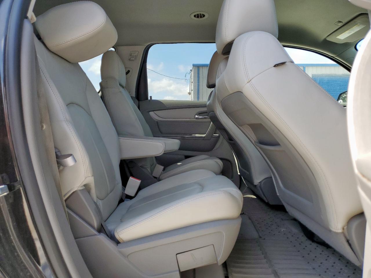 1GNKRHKDXGJ267977 CHEVROLET TRAVERSE 2016