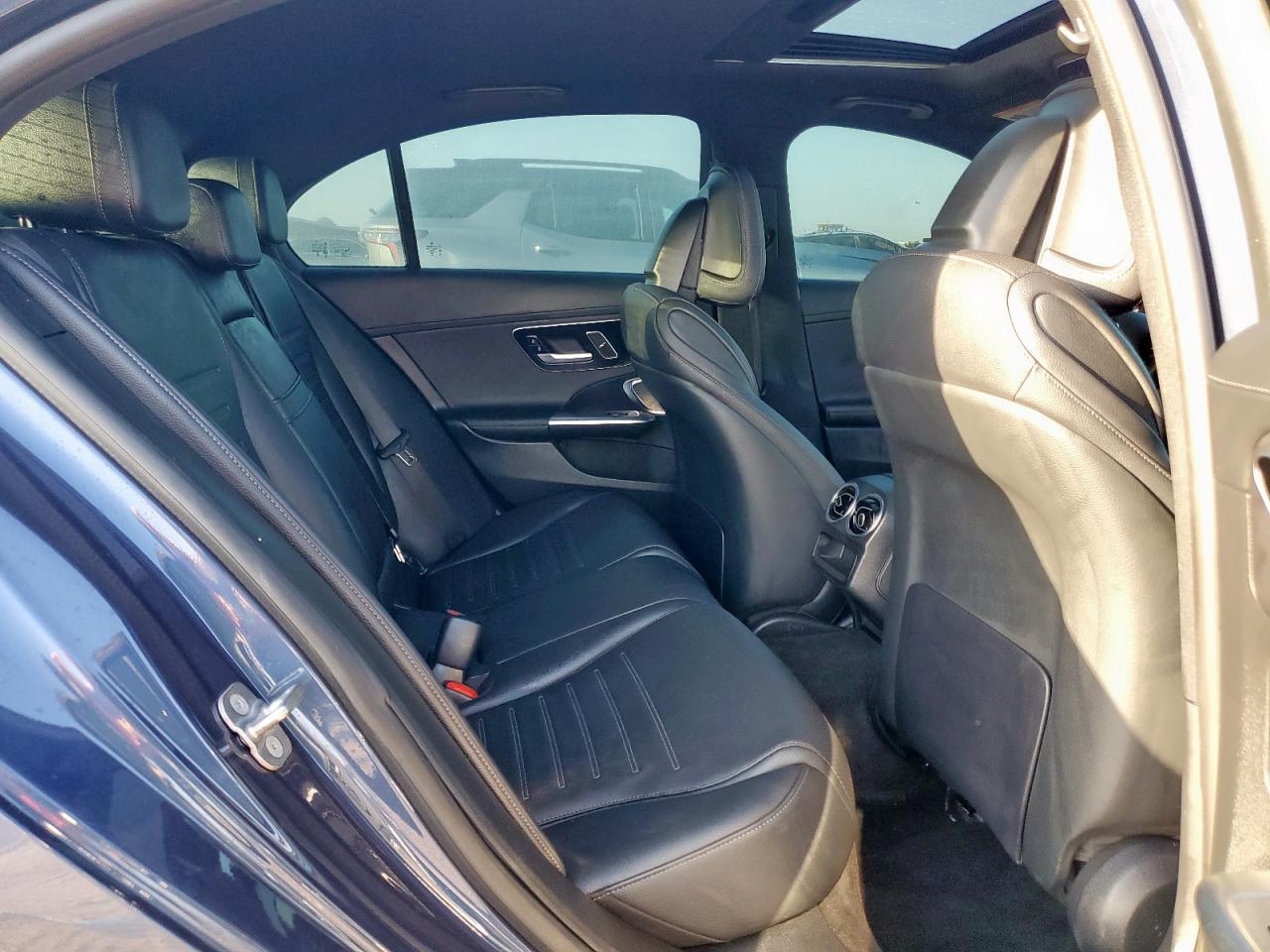 W1KAF4GBXRR213103 2024 Mercedes-Benz C 300