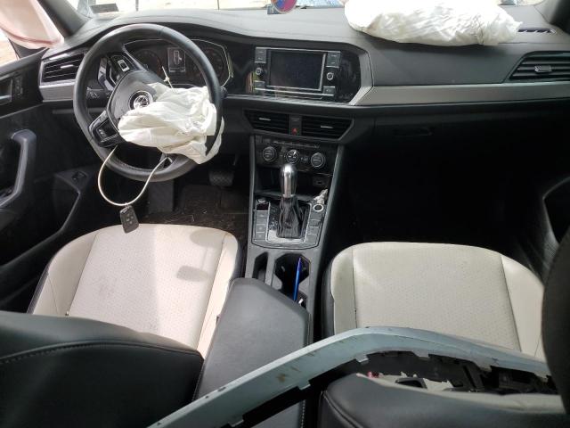  VOLKSWAGEN JETTA 2019 Серебристый