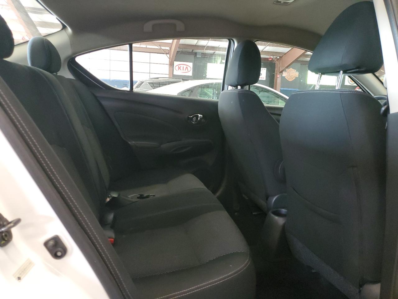 3N1CN7AP4KL852069 NISSAN VERSA 2019