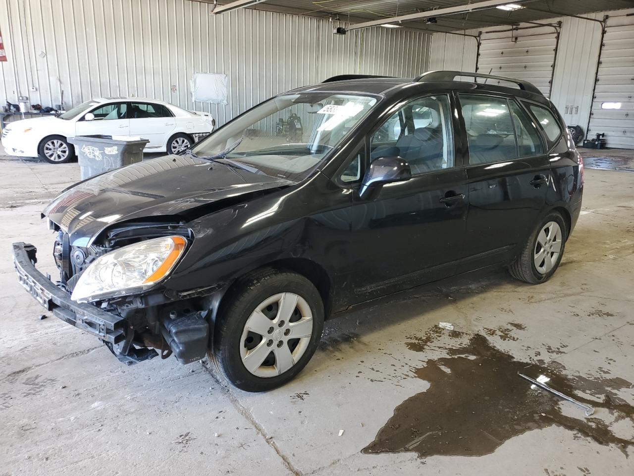2009 Kia Rondo Base იყიდება Franklin-ში, WI - Front End