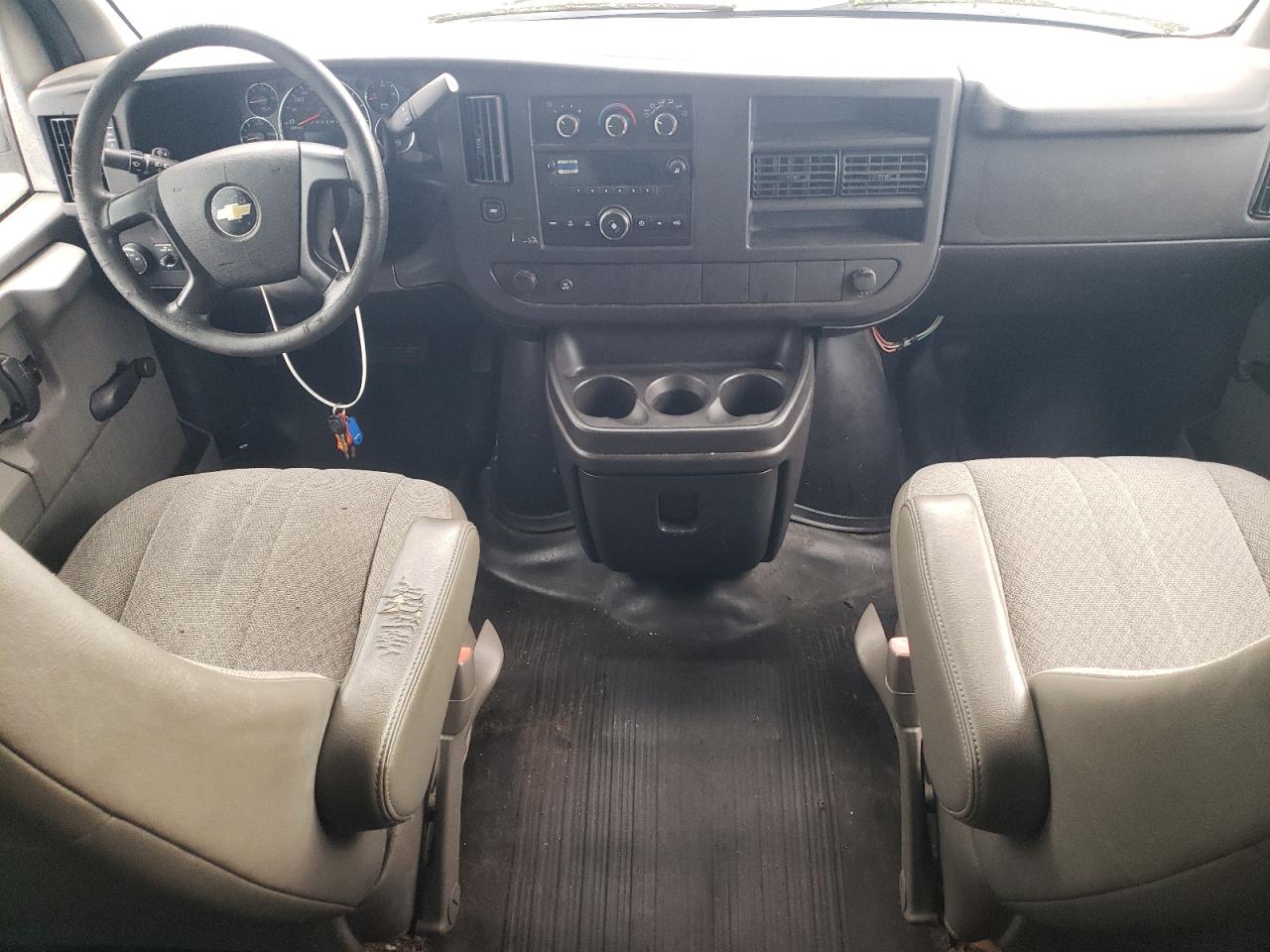 2011 Chevrolet Express G2500 VIN: 1GCWGGBAXB1142499 Lot: 54774575