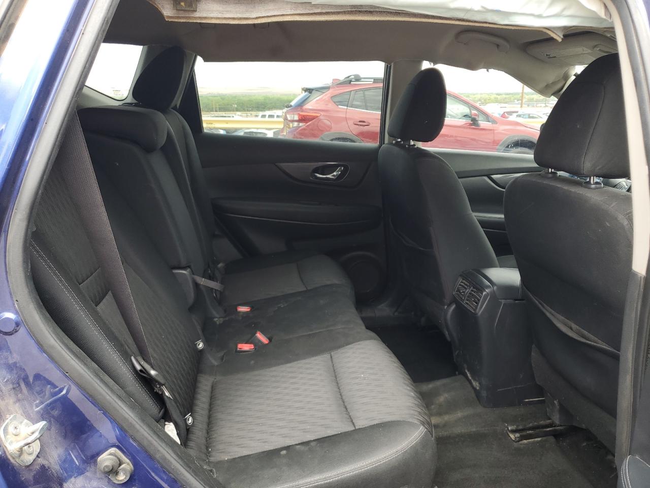 KNMAT2MT4JP616403 NISSAN ROGUE 2018