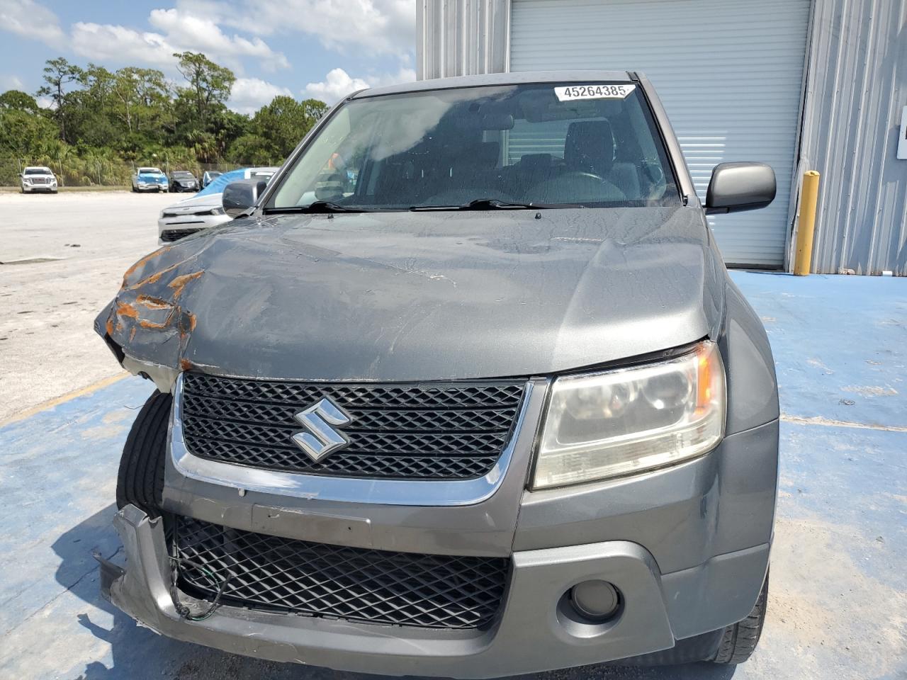 2009 Suzuki Grand Vitara - Image 5