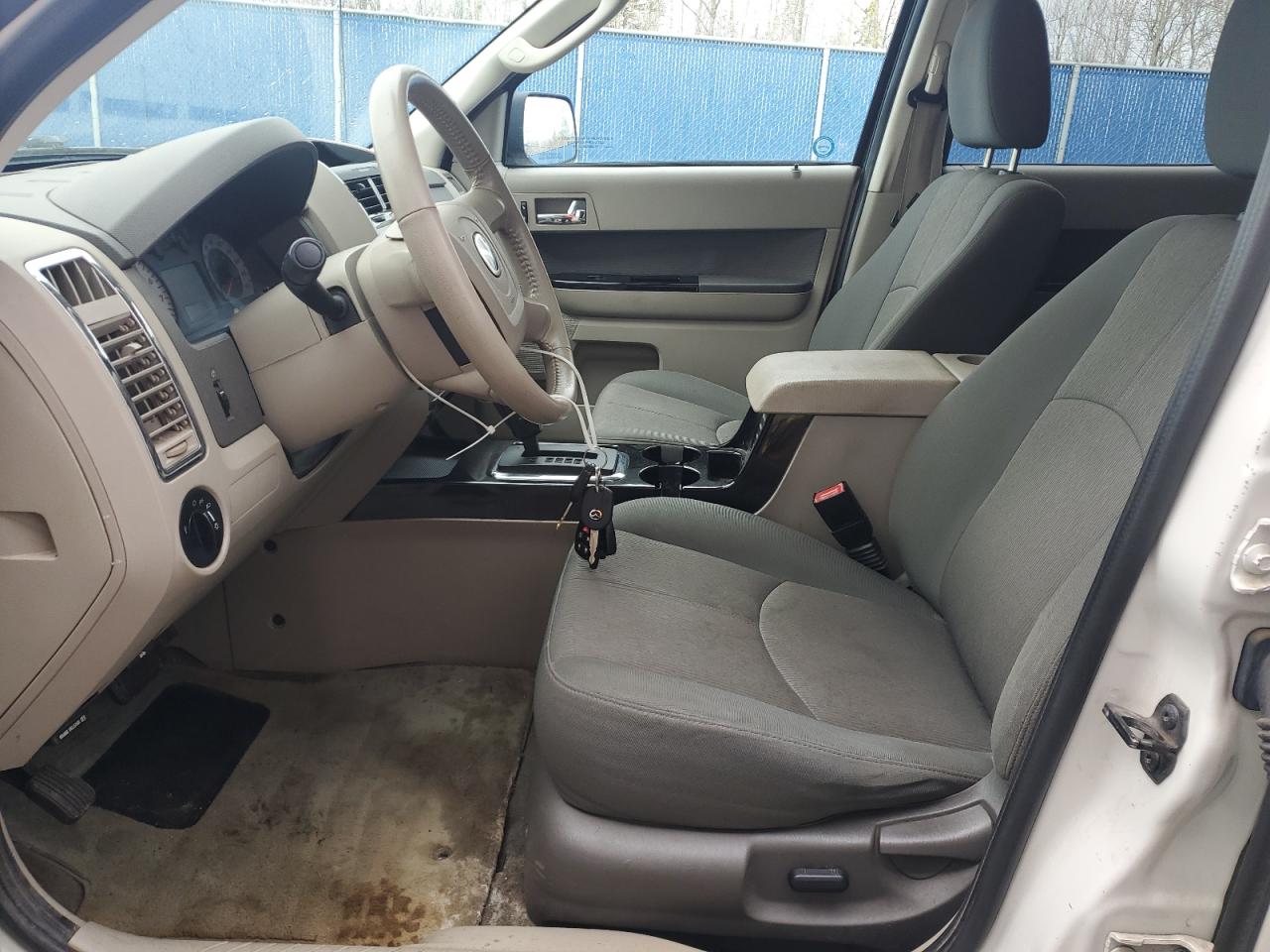 2010 Mazda Tribute S VIN: 4F2CY9GGXAKM00800 Lot: 55945705