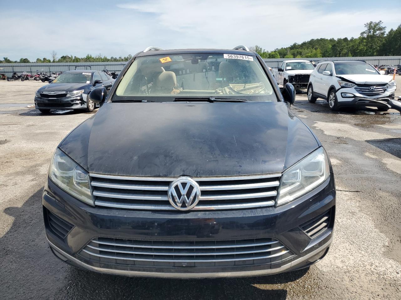 2015 Volkswagen Touareg V6 Tdi VIN: WVGEP9BP2FD001809 Lot: 56397615