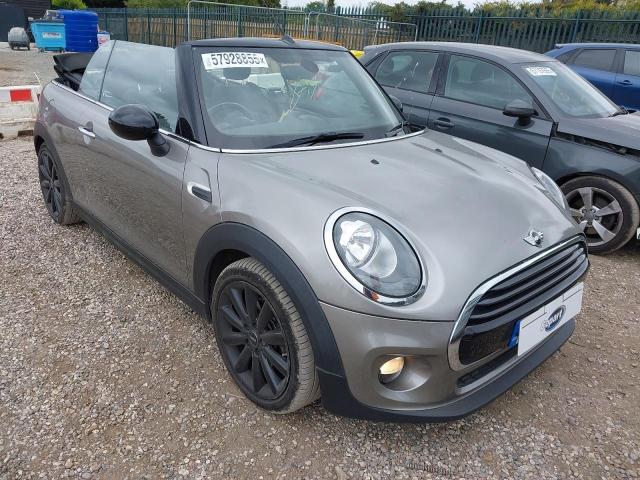 2017 MINI COOPER