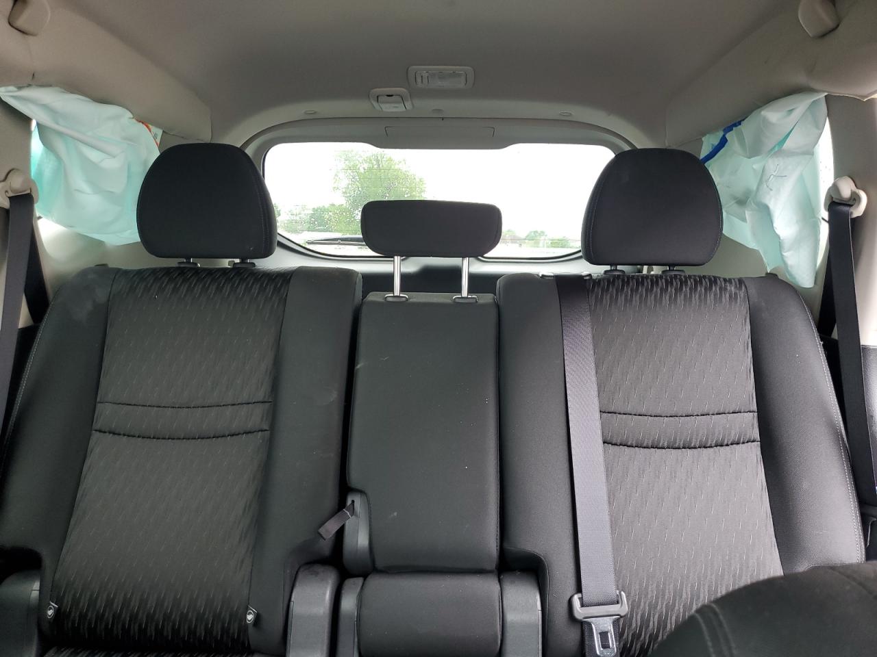 KNMAT2MV9JP597901 NISSAN ROGUE 2018