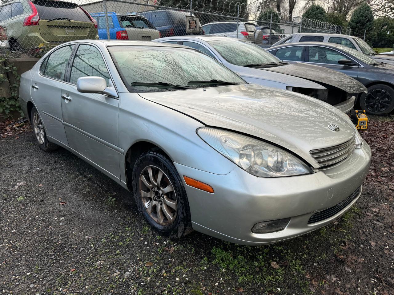 Portland, OR에서 판매 중인 2004 Lexus Es 330 - Front End